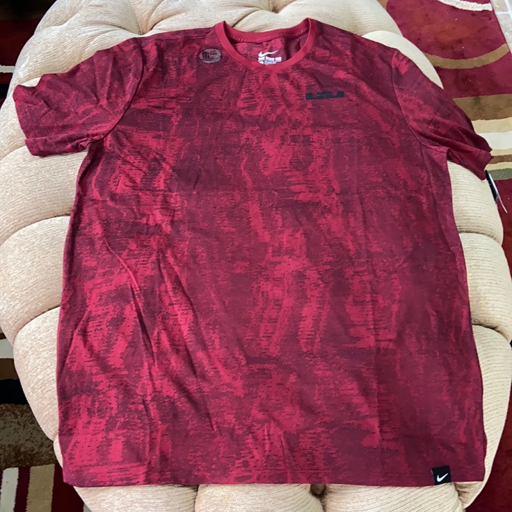 Nike T-shirt